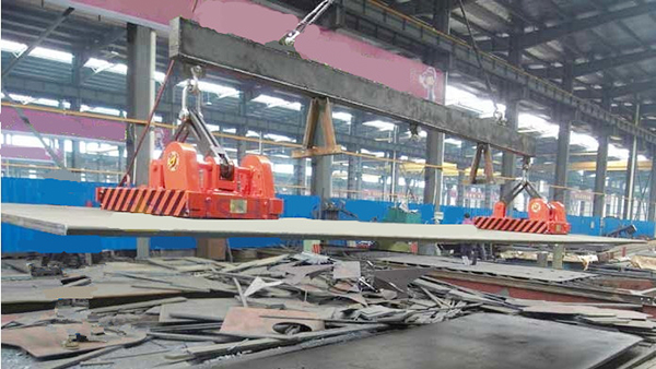 自吸式永磁起重器