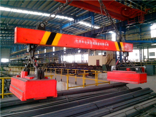 吊運(yùn)捆扎棒材用起重電磁鐵 吊運(yùn)捆扎棒材用起重電磁鐵