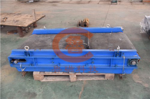 懸掛自卸式永磁除鐵器 懸掛自卸式永磁除鐵器