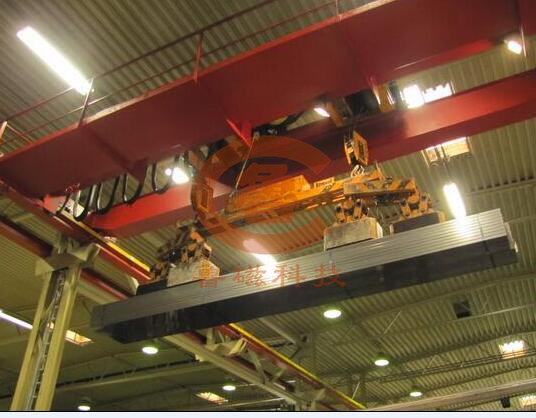 吊方坯用起重電磁鐵 吊方坯用起重電磁鐵