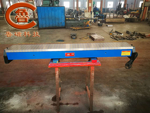 回轉(zhuǎn)電磁吸盤(pán) 回轉(zhuǎn)電磁吸盤(pán)